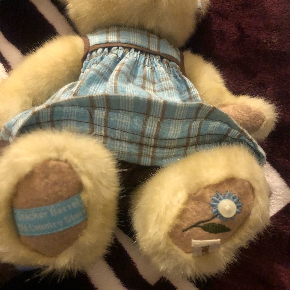 Boyd’s Bear - Picture 4 of 7